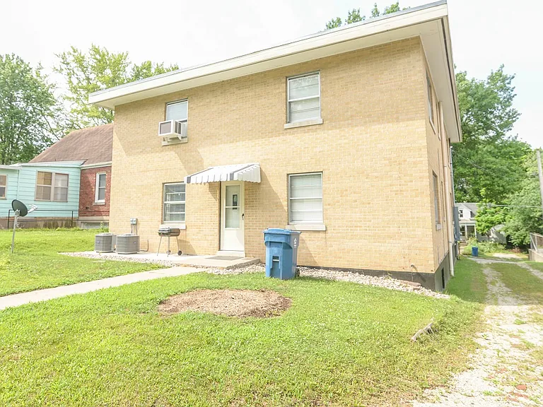 214 W Atchison St #1 — Photo 12