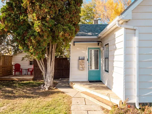 1306 E 9th St N, Lethbridge, AB T1H 1Z9