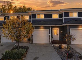 5301 N Windward Pl #7, Sylvan Lake, AB T4S0H5