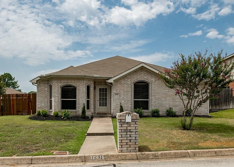 1st image of 10416 Holly Grove Dr
