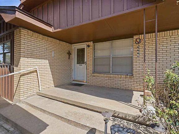 4th image of 4619 SW Atom Ave