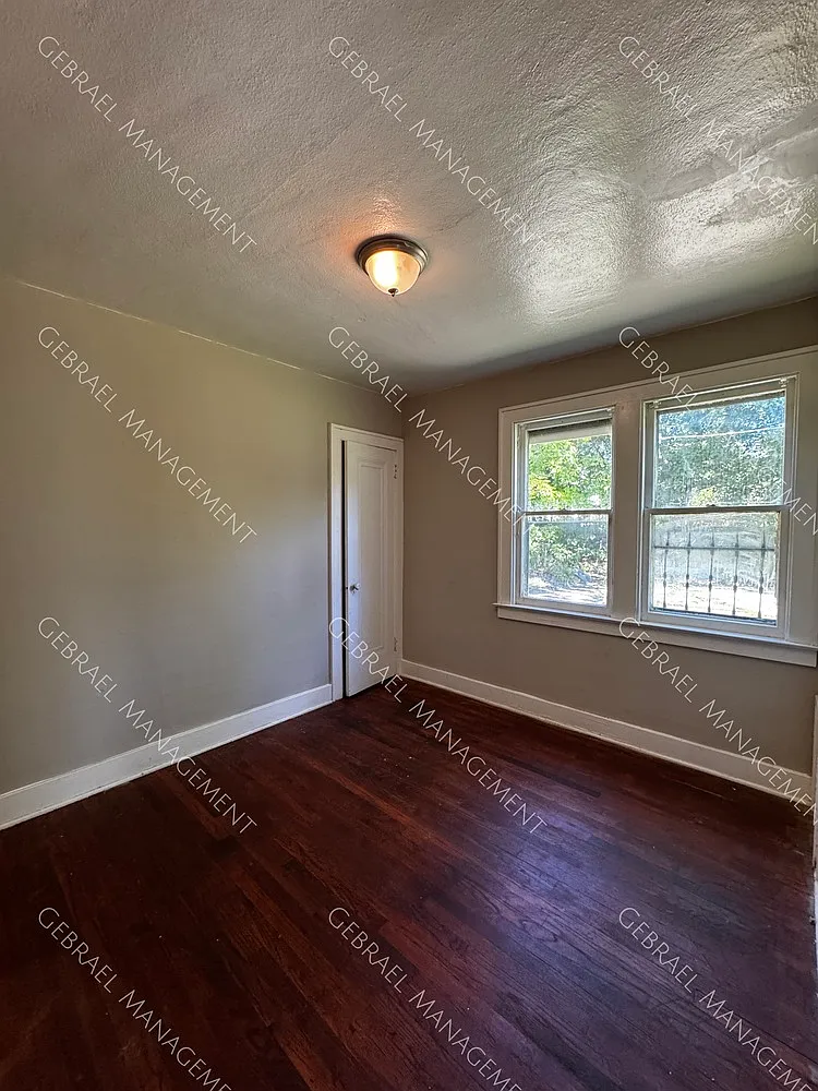 2218 Clement St - WP — Photo 4