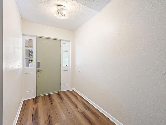 3rd image of 1163 NW 16th Place