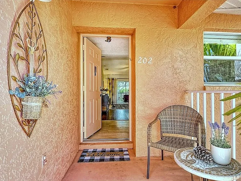 5450 Longwood Run Blvd #202 — Photo 3