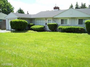 137 Sauk Trl, Park Forest, IL