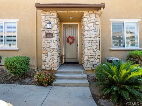28453 Casselman Ln, Santa Clarita, CA 91350