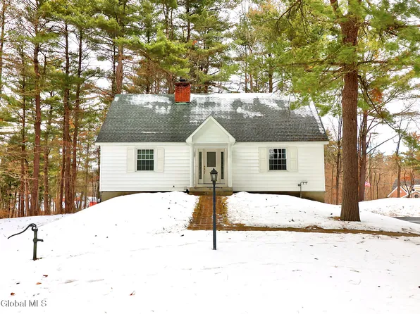 6 Diana Place, Troy, NY 12180