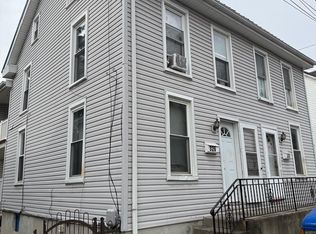 326 W 2nd St, Waynesboro, PA 17268