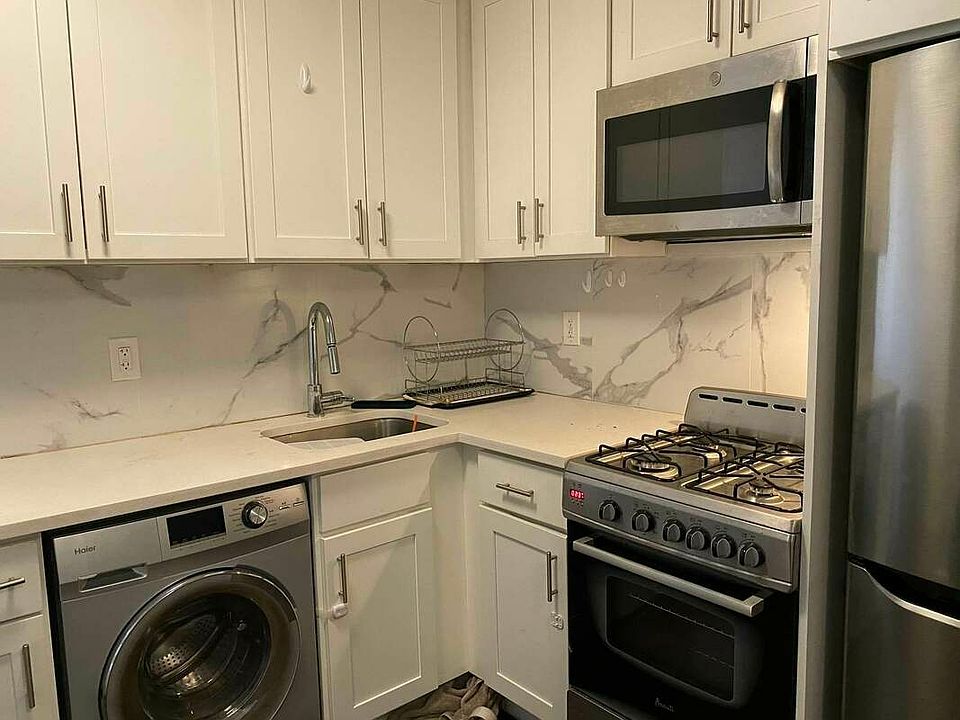 1st image of 328 E 106th St APT 8A