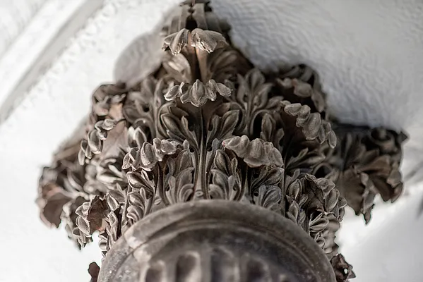 Sold by Douglas Elliman | media 20