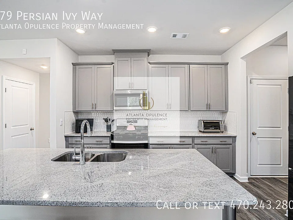 279 Persian Ivy Way