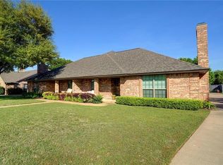 5711 Ridgerock Rd, Fort Worth, TX 76132