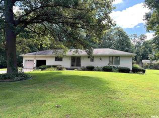 17561 Sherwood Forest Rd, Havana, IL 62644