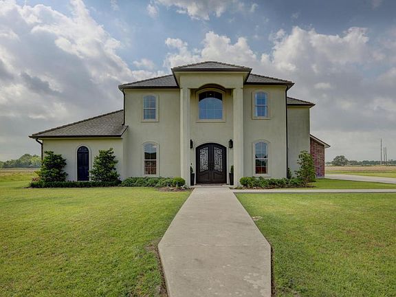 4th image of 1084 Bear Creek Cir