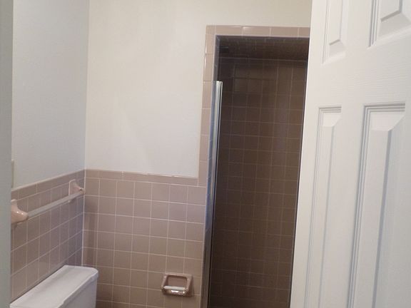 5th image of 145 Illinois Dr