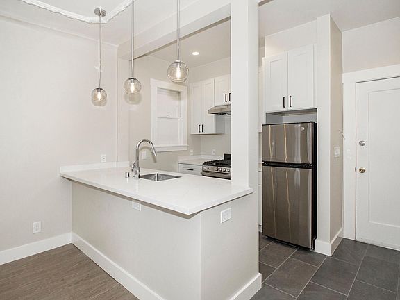 3rd image of 1795 Ofarrell St #Pb1bjzzsw