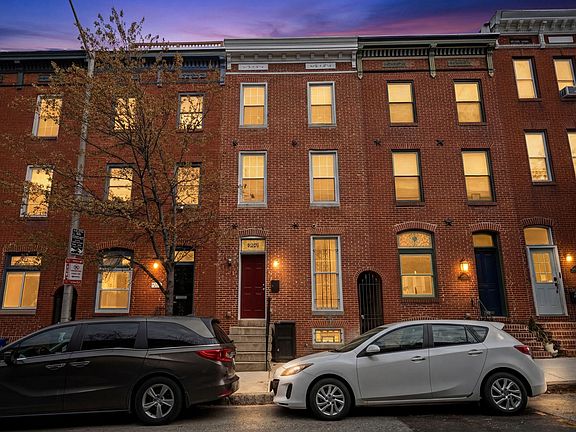 2nd image of 2010 E Lombard St