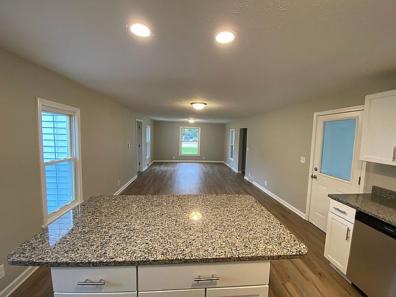 Open to dining and living rm