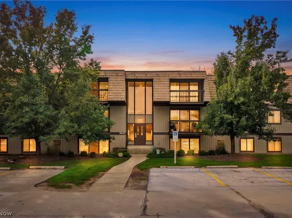 9640 Cove Dr Unit A28, North Royalton, OH 44133