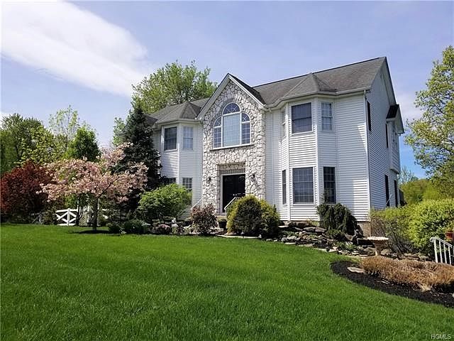 1st image of 3 Lauren Ct