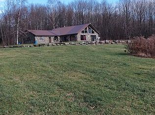 85 Barry Rd, Fairfield, VT 05455