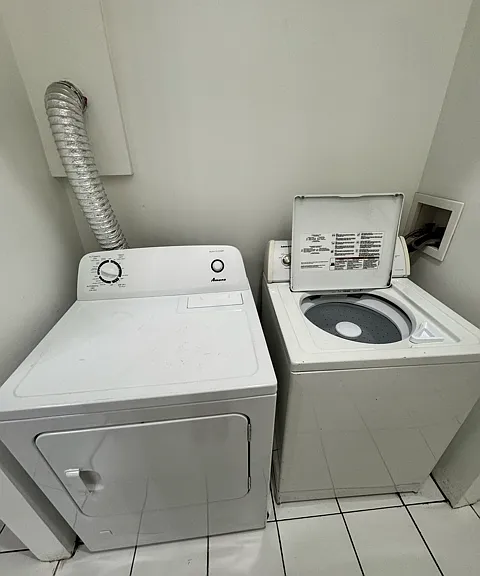1459 W Lexington St #1W — Photo 7
