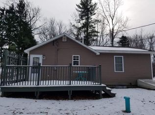 6809 Lakeshore Dr, Castile, NY 14427