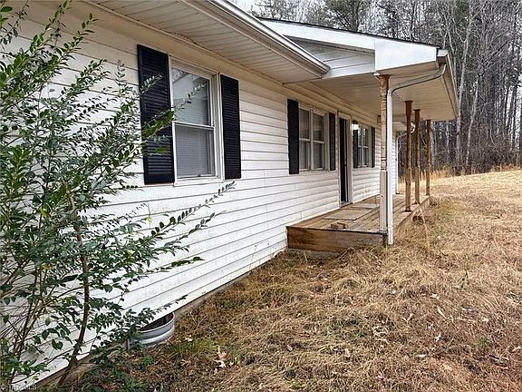 4th image of 731 Pallie Watlington Rd