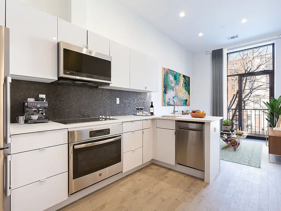 1st image of 111 W 130th St #1R