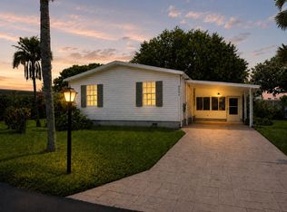 8294 E Club Rd, Boca Raton, FL 33433