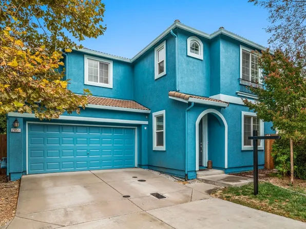 2851 Crested St, West Sacramento, CA 95691