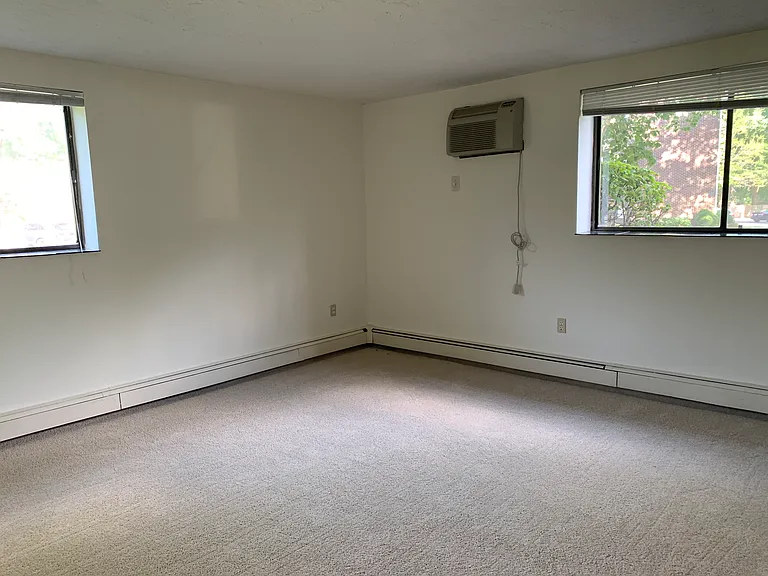 2366 Commonwealth Ave #14 — Photo 6