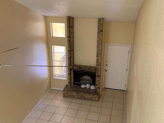 2nd image of 3121 Voss Dr Unit C
