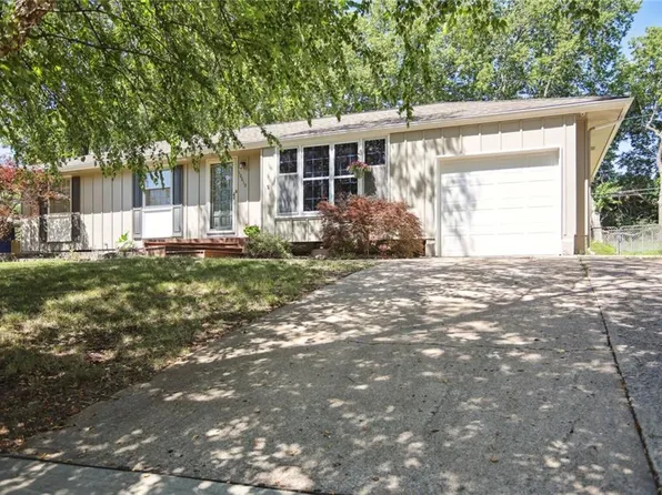 10610 Bellefontaine Ave, Kansas City, MO 64137