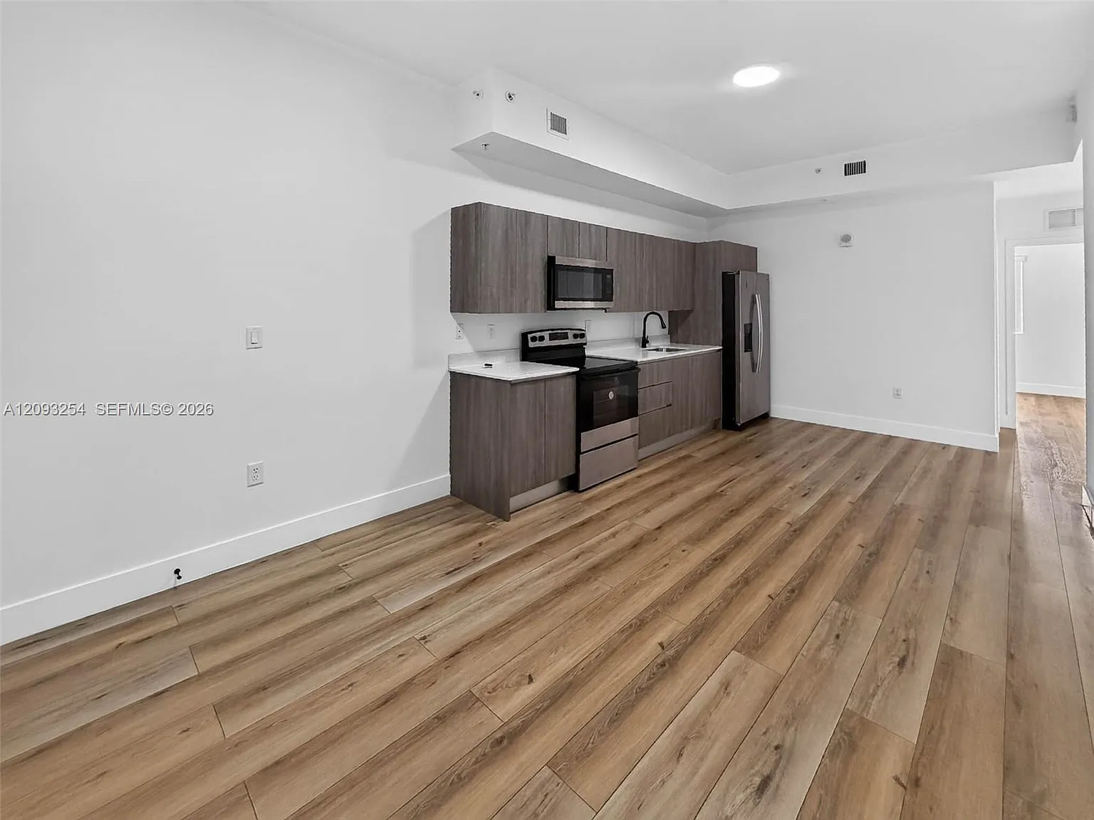 Lawrence Estate Land Cos — Photo 2