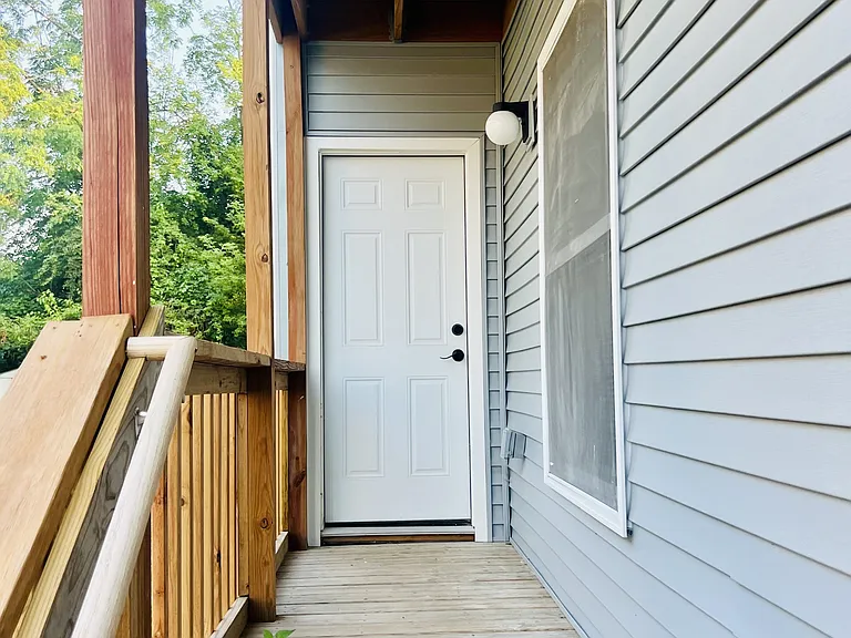 915 W Lapeer St #3 — Photo 10