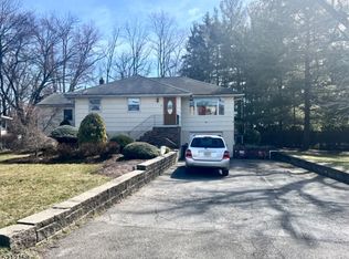 70 Fairfield Rd, Fairfield, NJ 07004