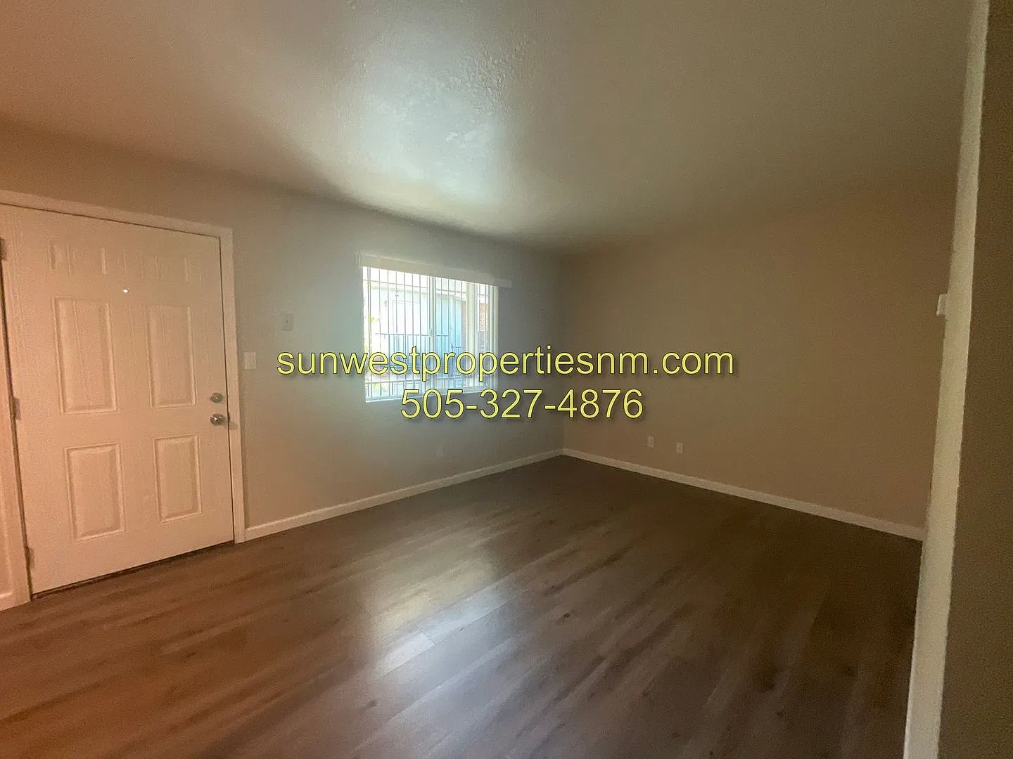 18th St. 401 - Brookside Gardens — Photo 3