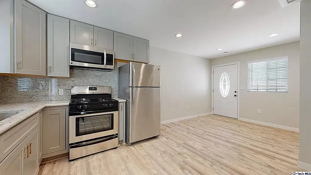 6806 Texhoma Ave — Photo 1