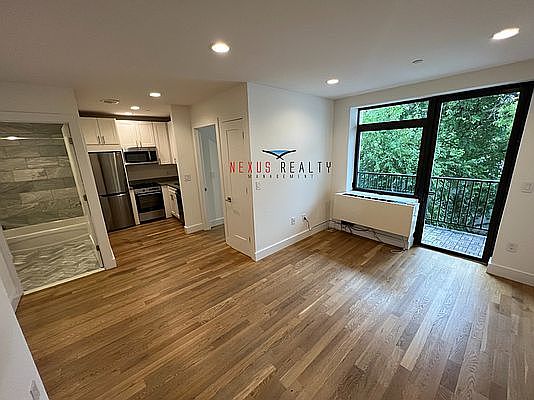 4th image of 45-11 Broadway #2