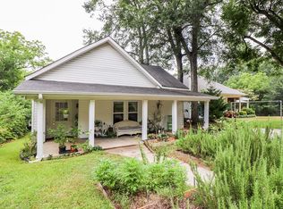105 Simmons St, Water Valley, MS 38965
