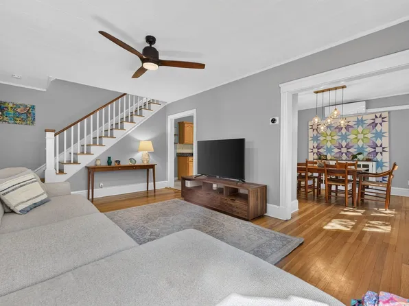 15 Draper St, Medford, MA 02155