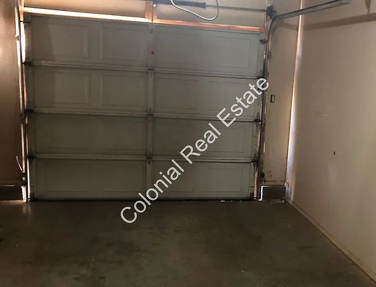 805 Laurelwood Dr — Photo 15