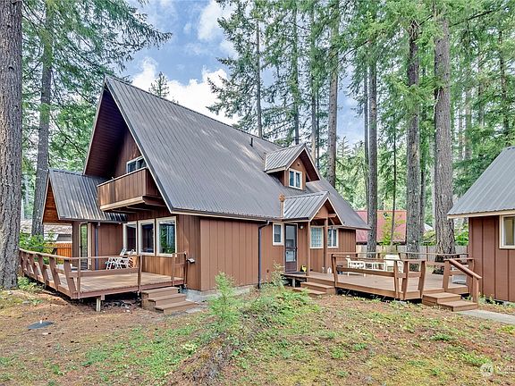 5th image of 129 Mountain View Drive