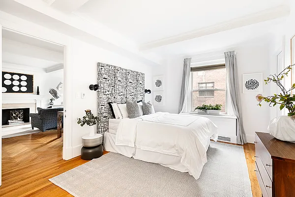 Sold by Compass | media 6