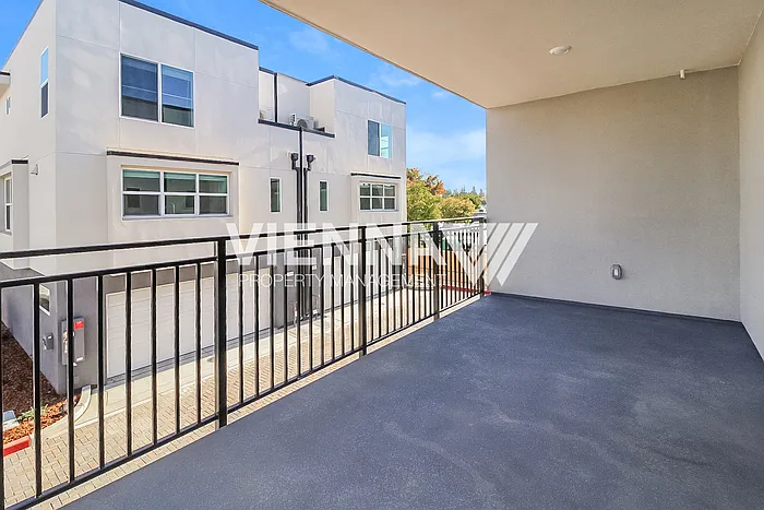 8080 Quiet Knolls Dr — Photo 30