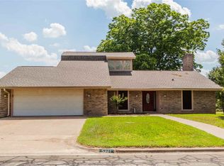 5321 Links Dr, Waco, TX 76708