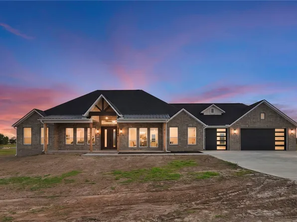 1640 NW Digby Dr, Gentry, AR 72734