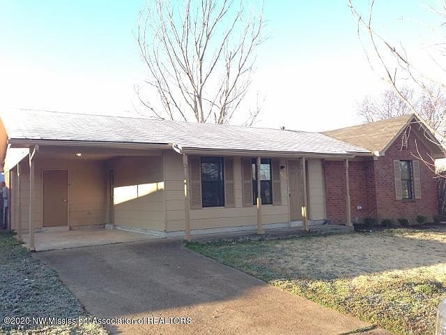 1st image of 3665 Heathcliff Dr