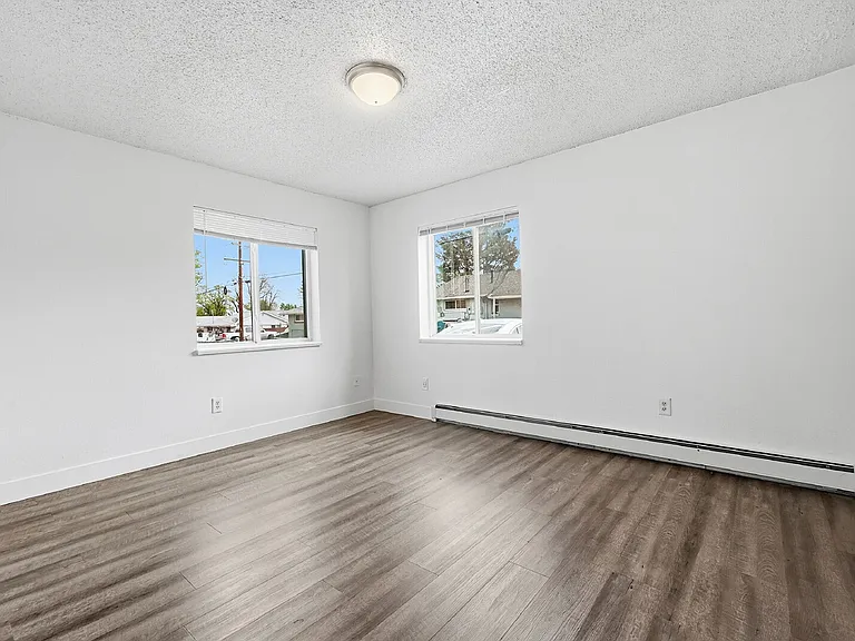 1164 Yosemite St #1B — Photo 11